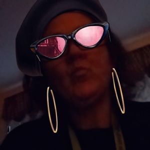 Meet your Posher, Kimberly